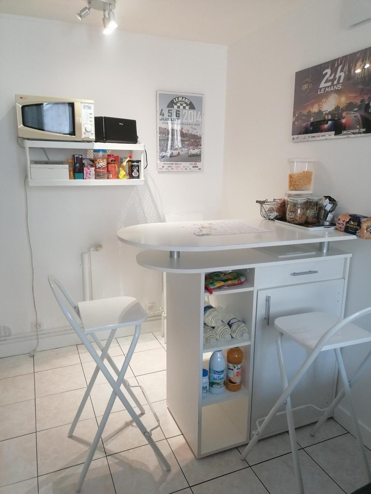Le Petit Chalet -Appartement Proche De La Vieille Ville , Du Centre Ville Et Du Tram- Petit Dejeuner Offert Le Mans Luaran gambar