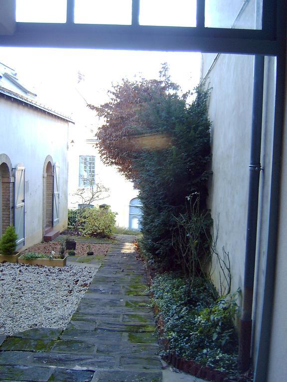 Le Petit Chalet -Appartement Proche De La Vieille Ville , Du Centre Ville Et Du Tram- Petit Dejeuner Offert Le Mans Bilik gambar
